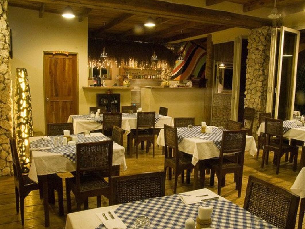 Angelina & Italian Restaurant 3* Logon