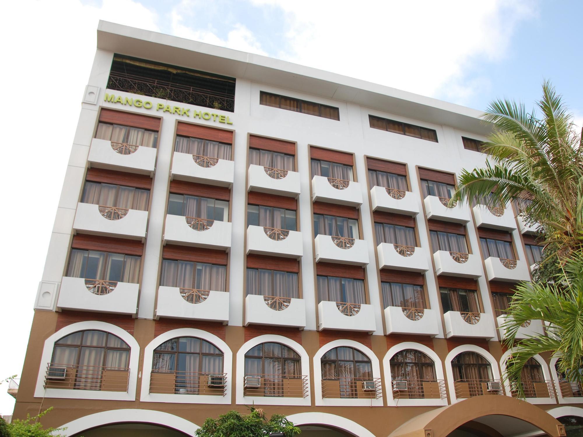 Mango Park Hotel 3*