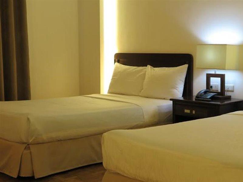 Hotel Century Plaza Cebu