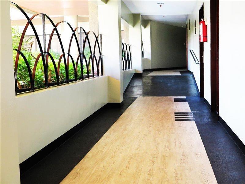 Hotel Century Plaza 3*