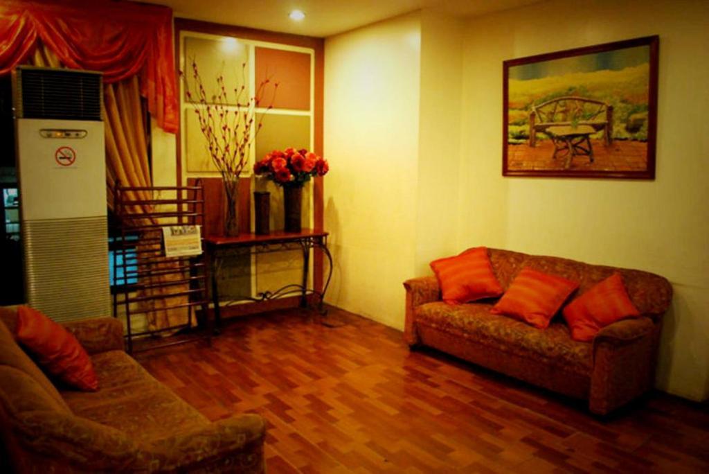Business Hotel
