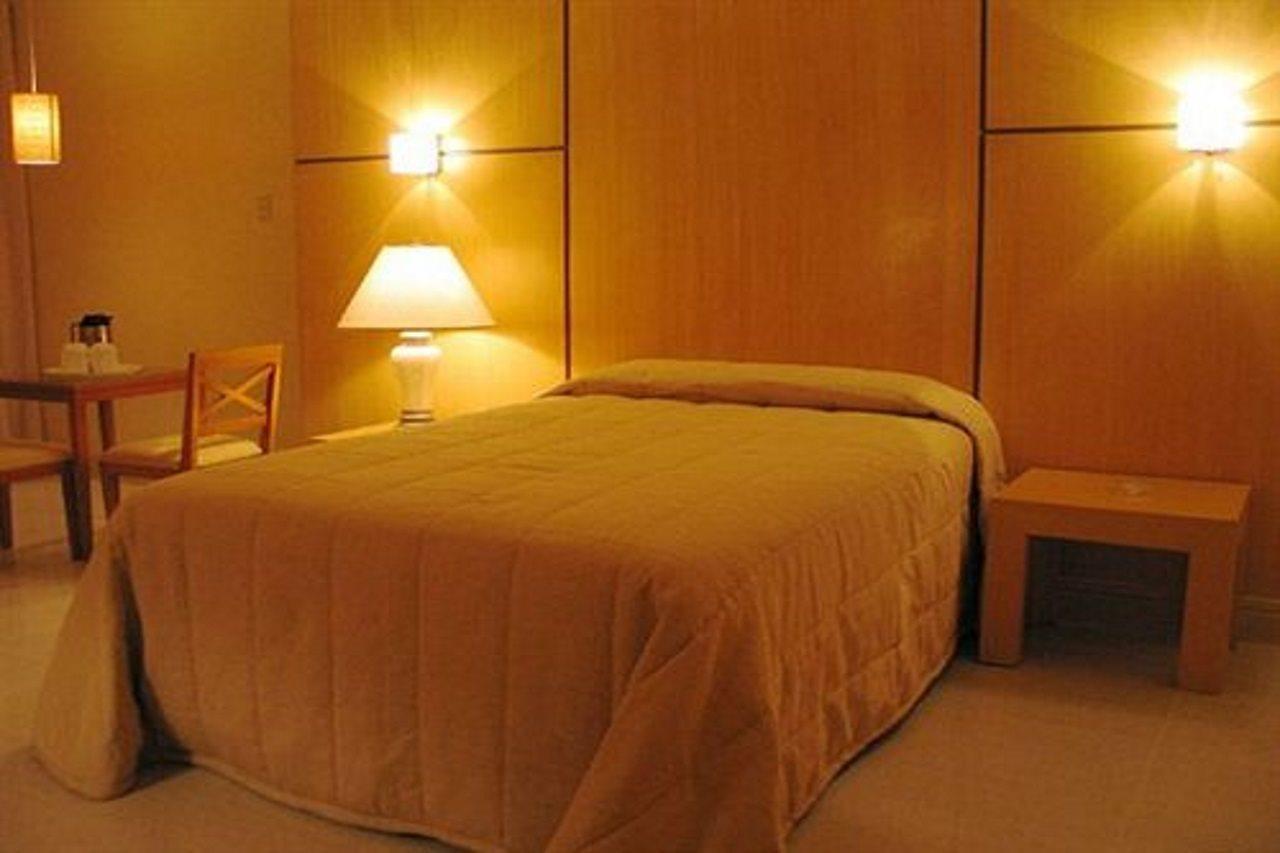 Hotel Crown Regency Residences - Quarantine 3*