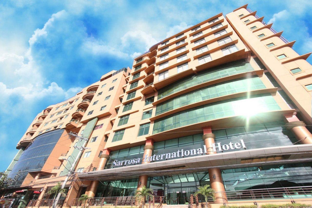 Hotel Sarrosa International And Residential