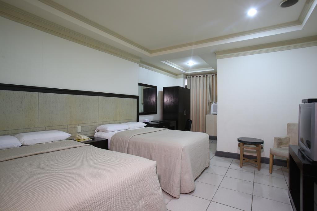 Hotel Crown Regency Residences - Quarantine 3*