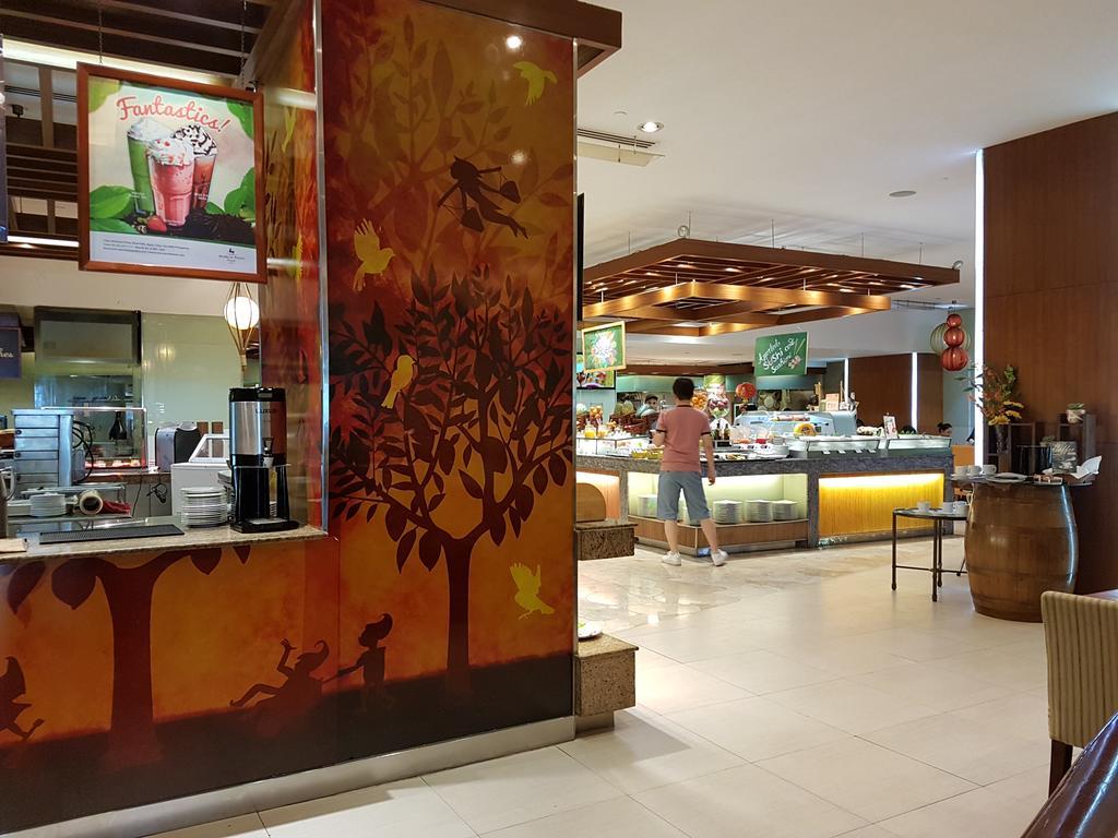 Hotel Marco Polo Plaza 5*