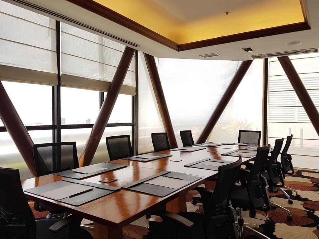 Marco Polo Plaza 5* Cebu