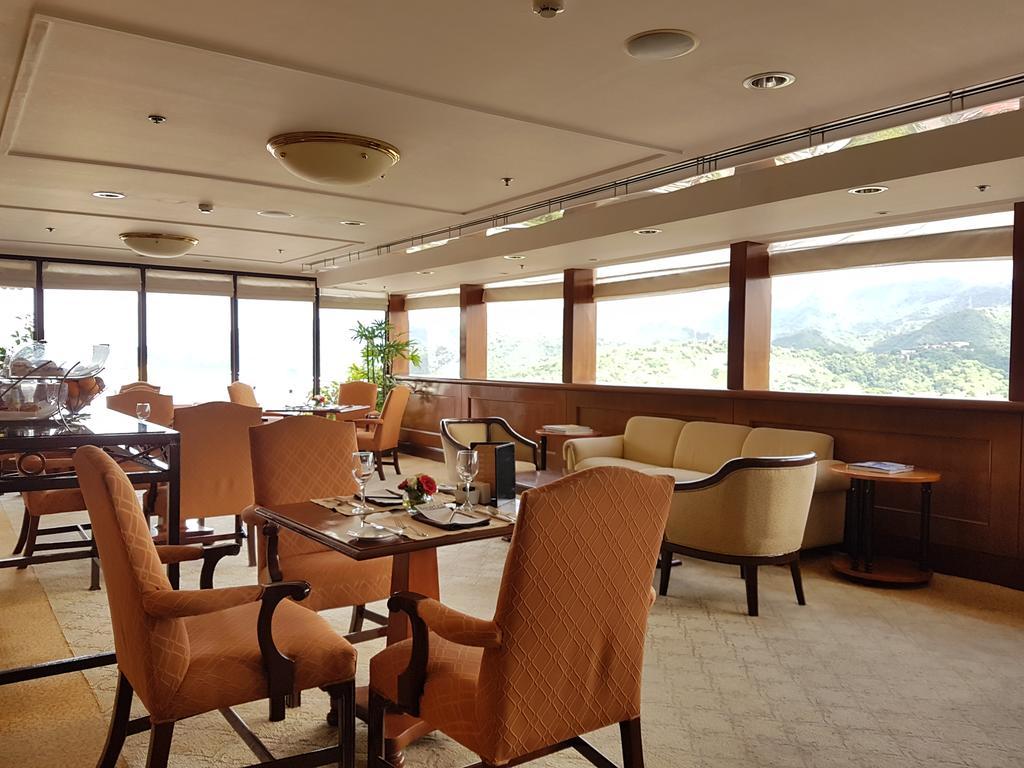 Marco Polo Plaza Hotel