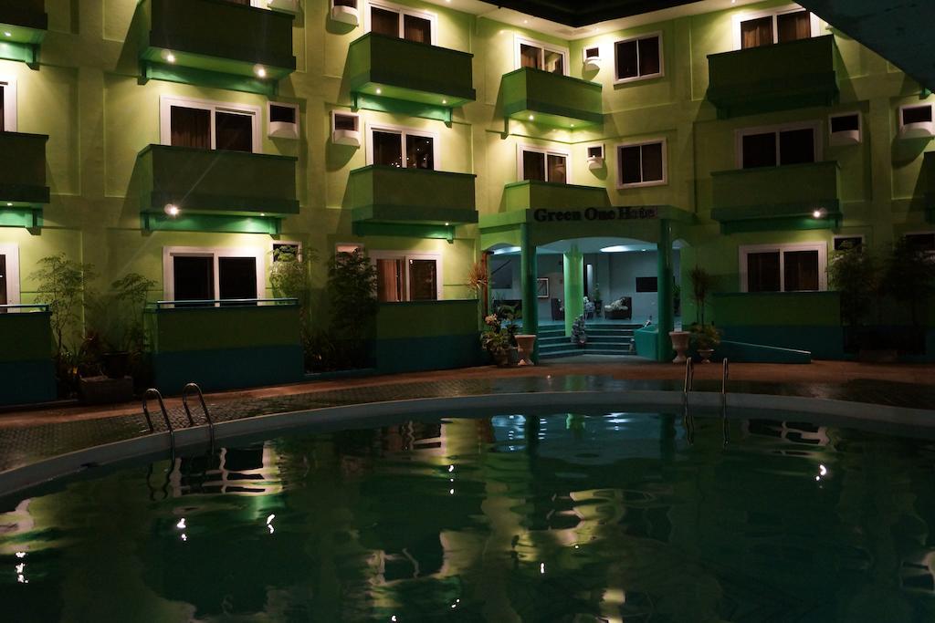 Hotel One