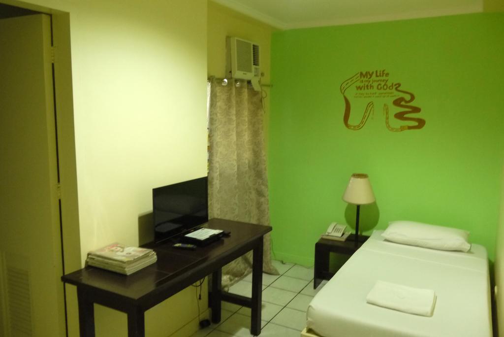 West Gorordo Hotel 2*