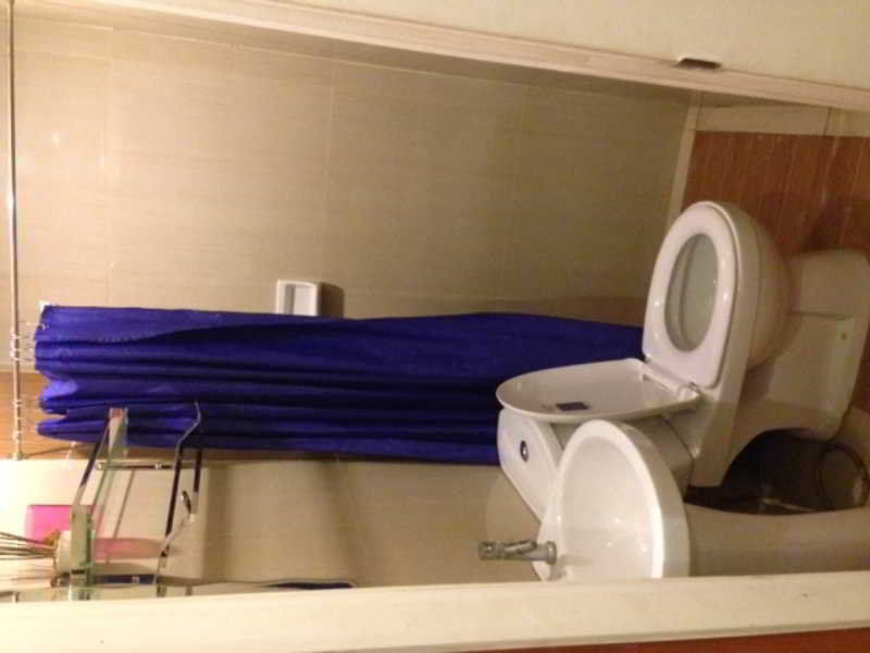 Hotel Lux Apartelle 2*
