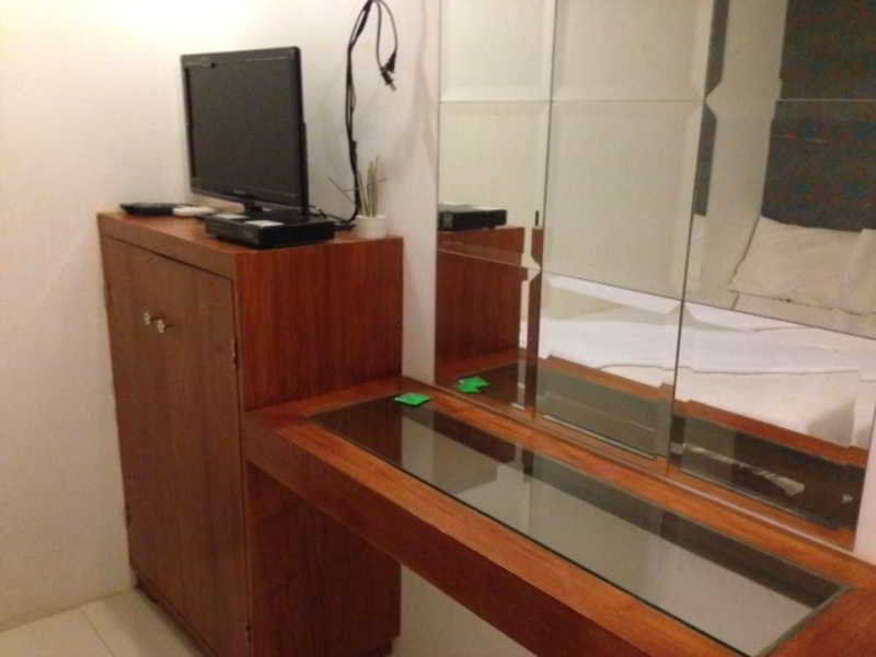 Hotel Lux Apartelle Lapu-Lapu City
