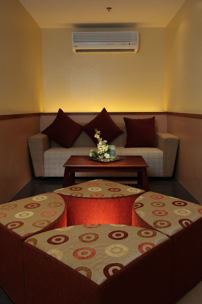 Gran Prix And Suites 2* Cebu