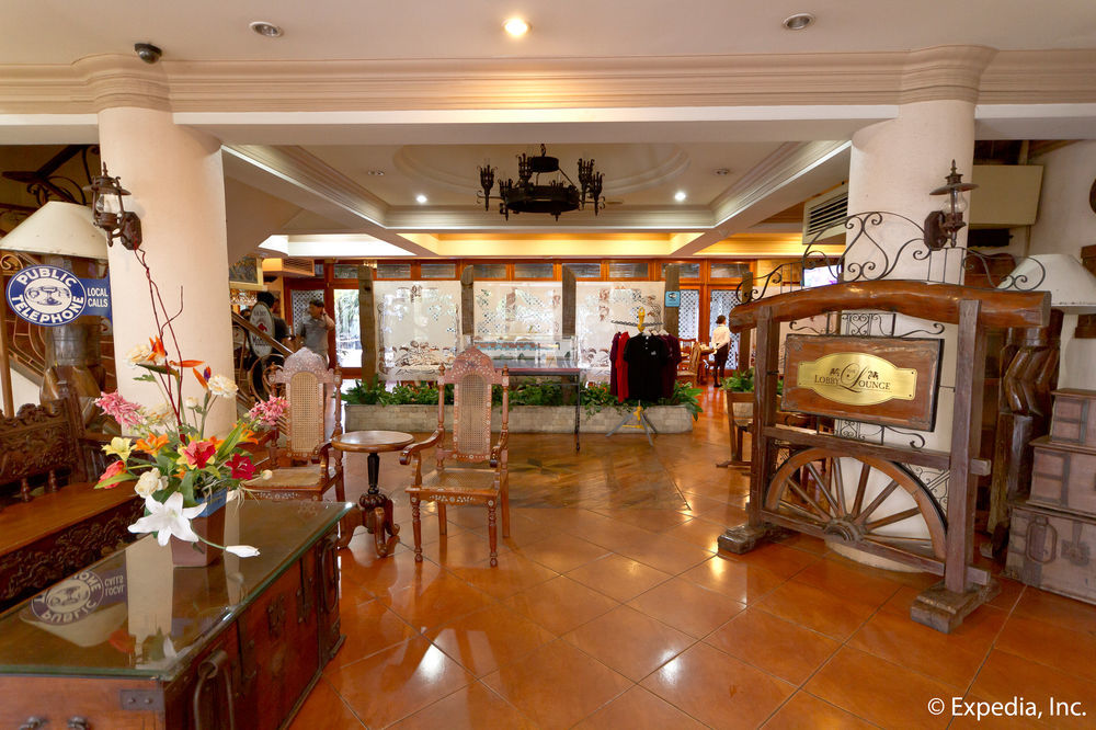 Crown Regency Residences - Quarantine 3* Cebu