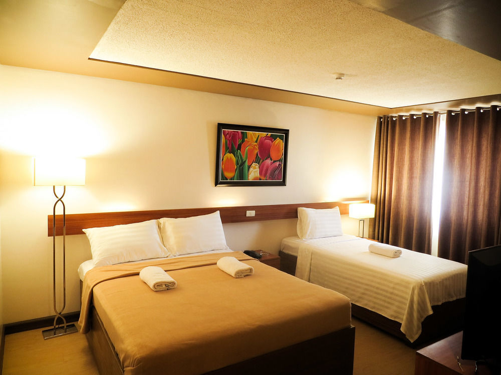 Hotel Leope 3*