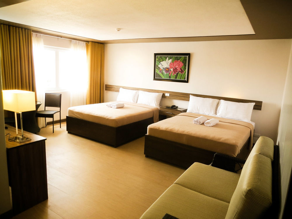 Hotel Leope 3*