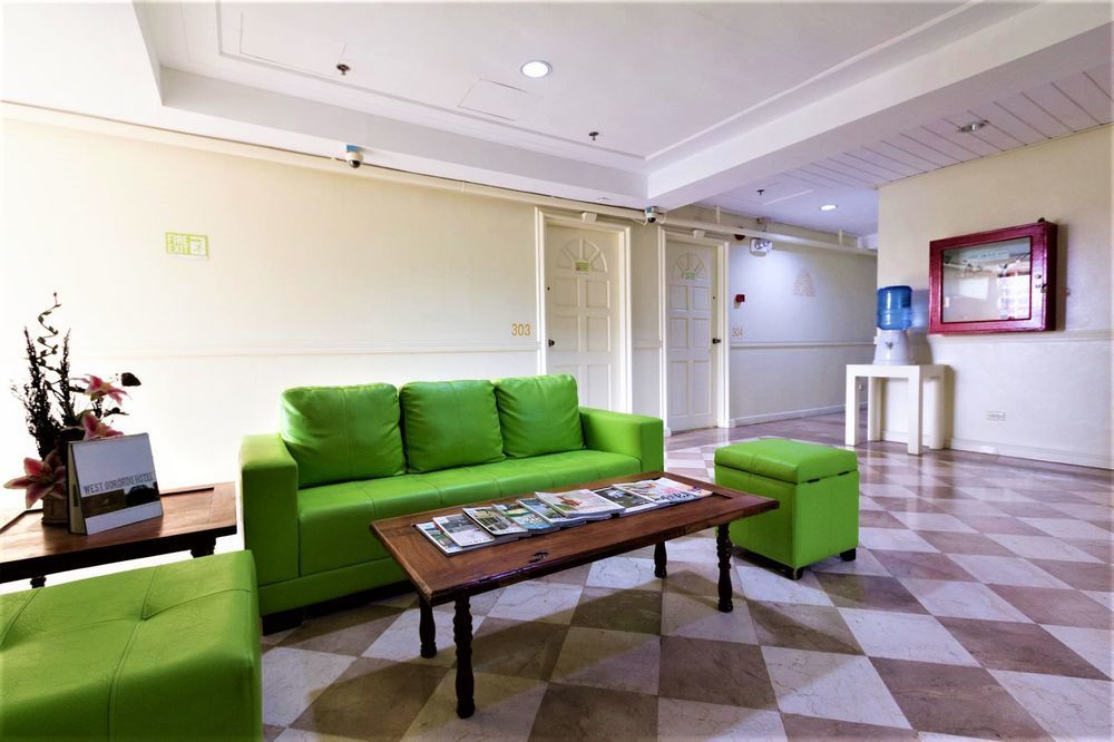 West Gorordo Hotel 2*