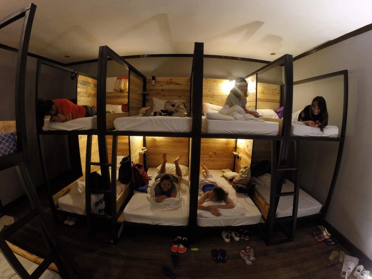 Seven Hostel *