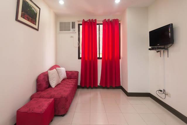 Strawberry Residences Aparthotel Cebu