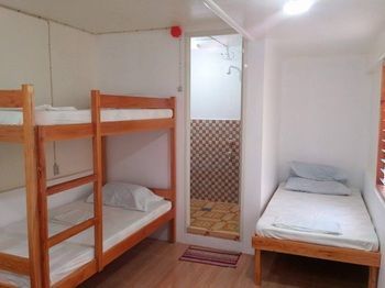 Guest house Emoks 2*
