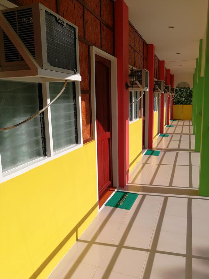 bahay-panuluyan Islet View House