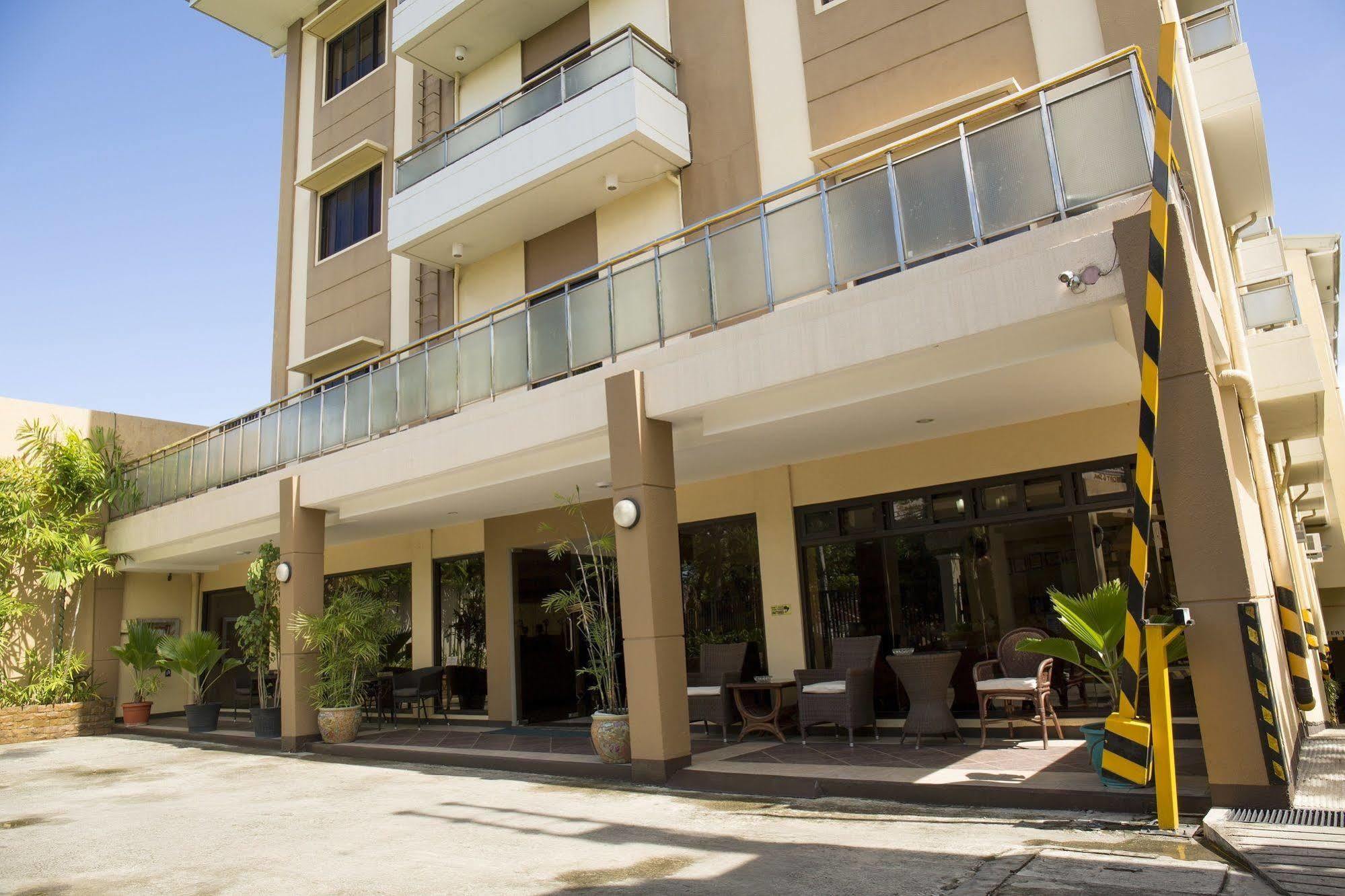 Palmbeach & Mactan, Cebu Resort Lapu-Lapu City