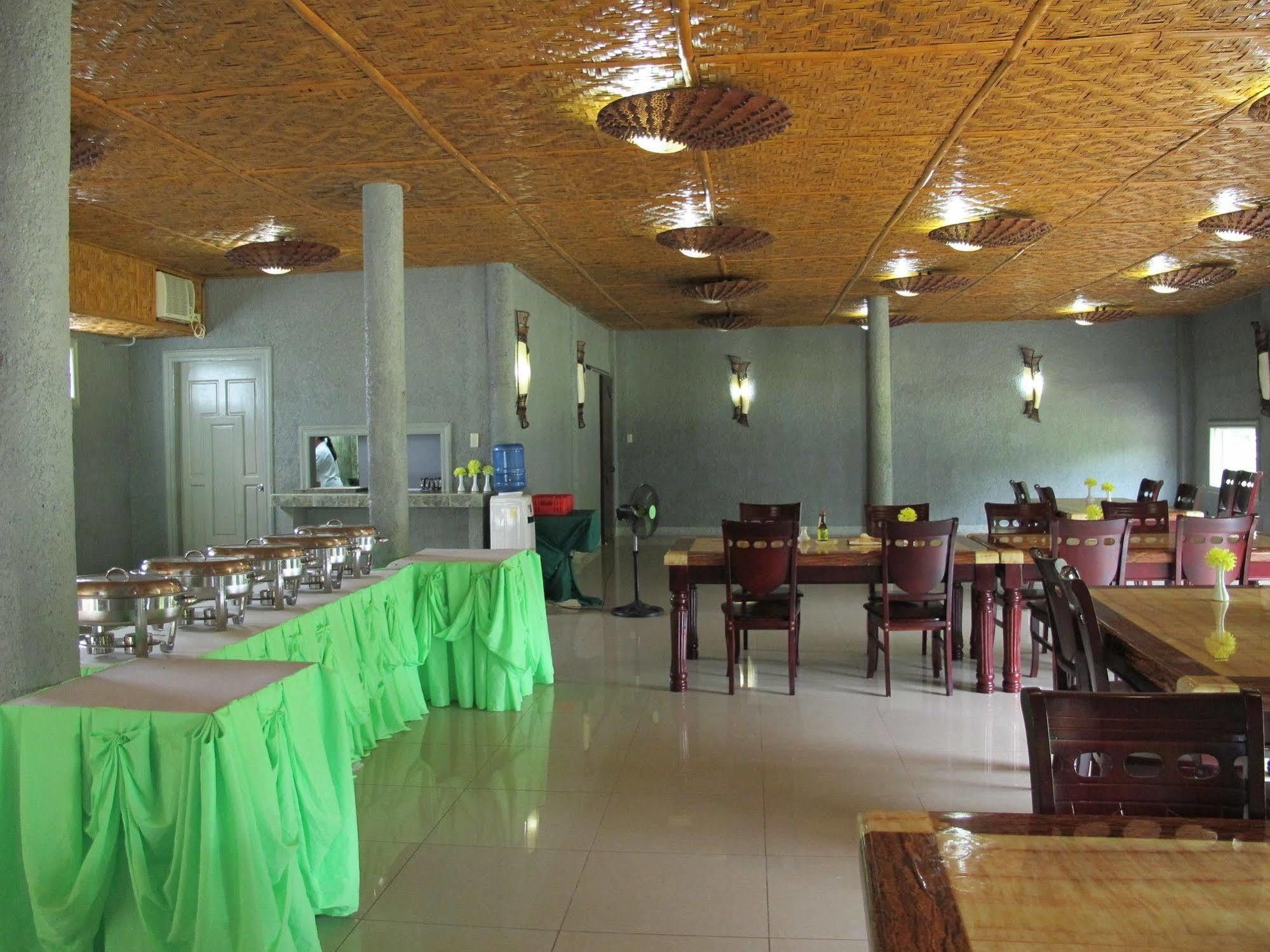 One 2* Lapu-Lapu City