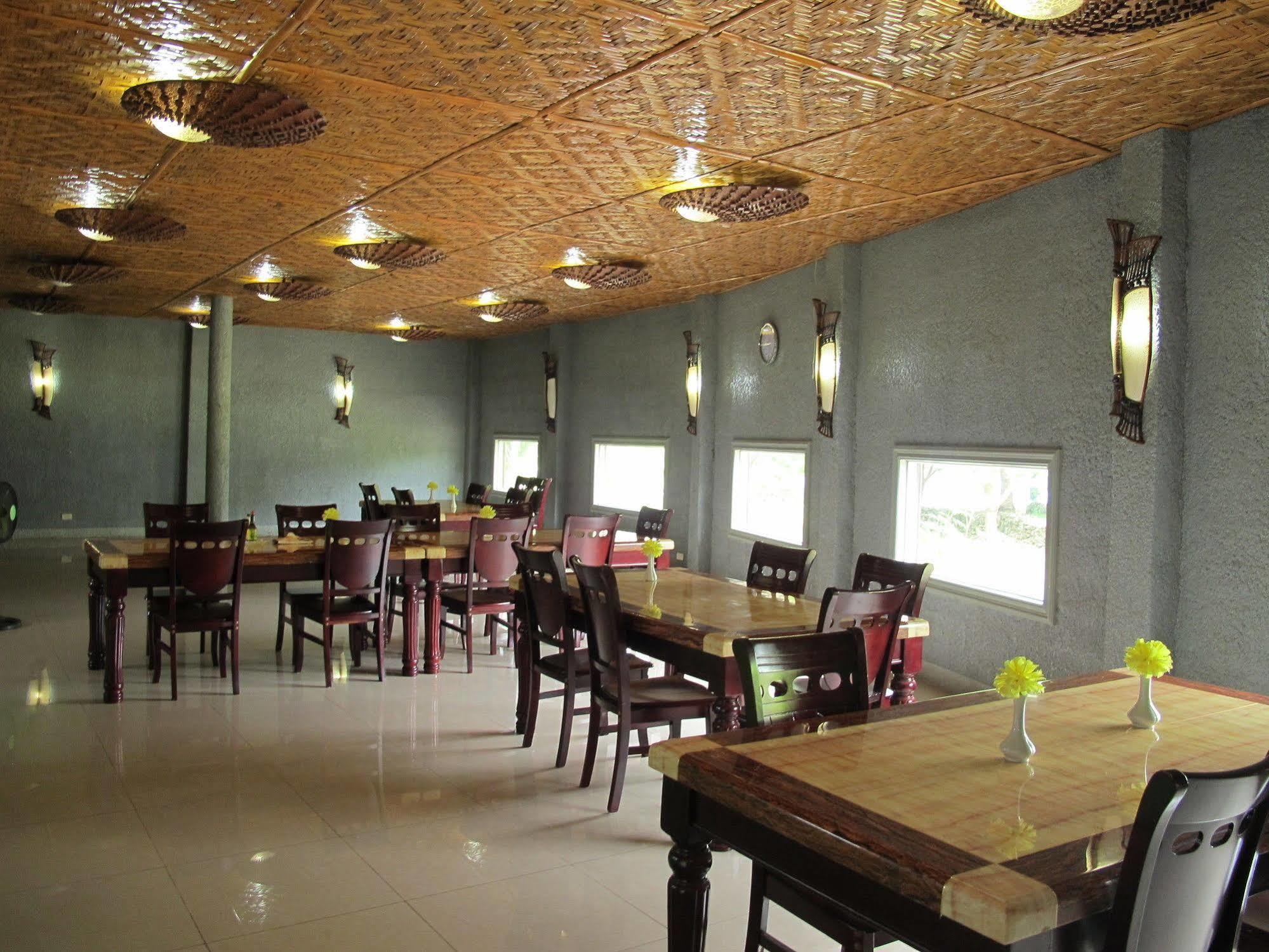 Hotel One 2*