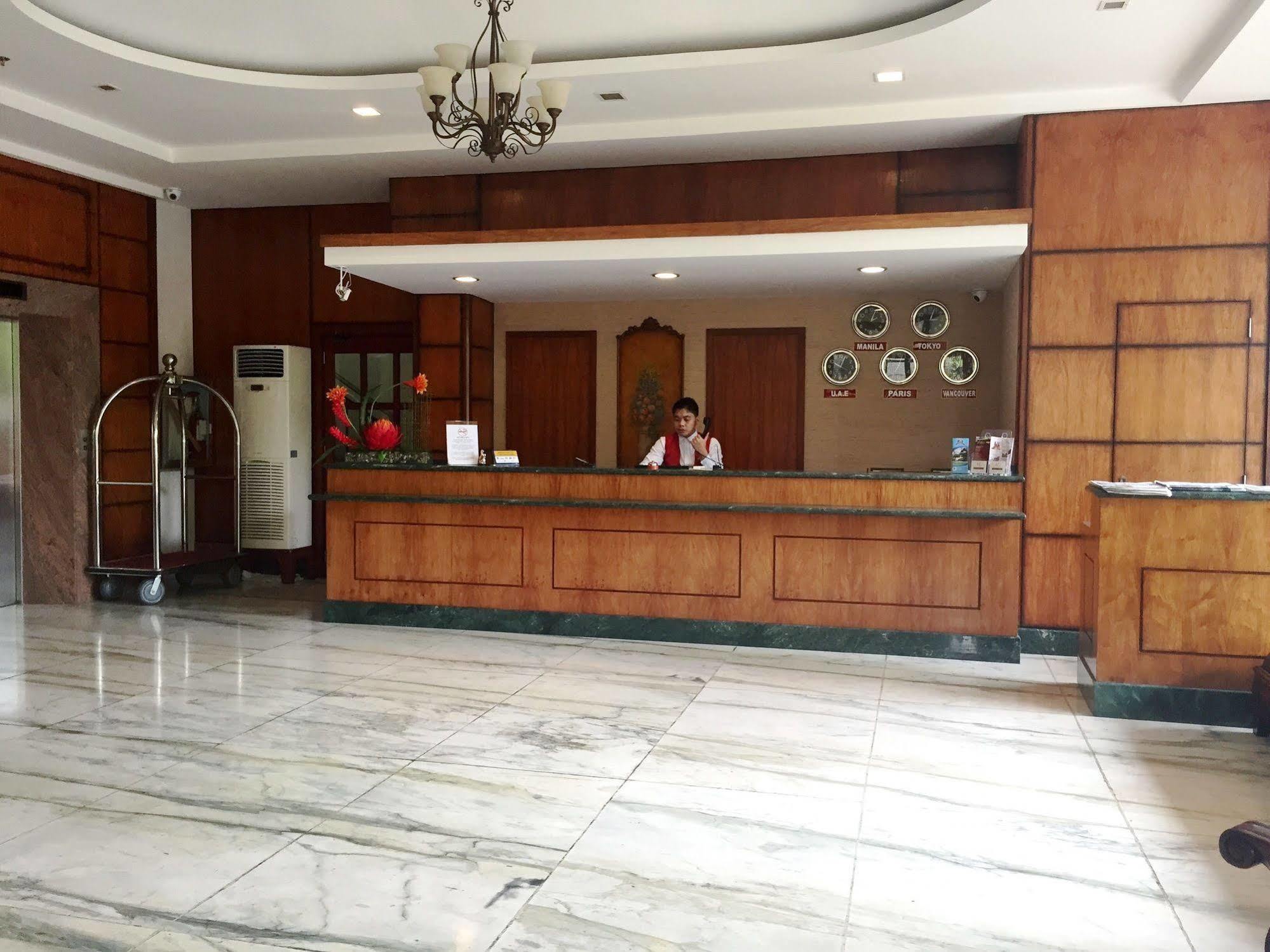 Hotel Mj And