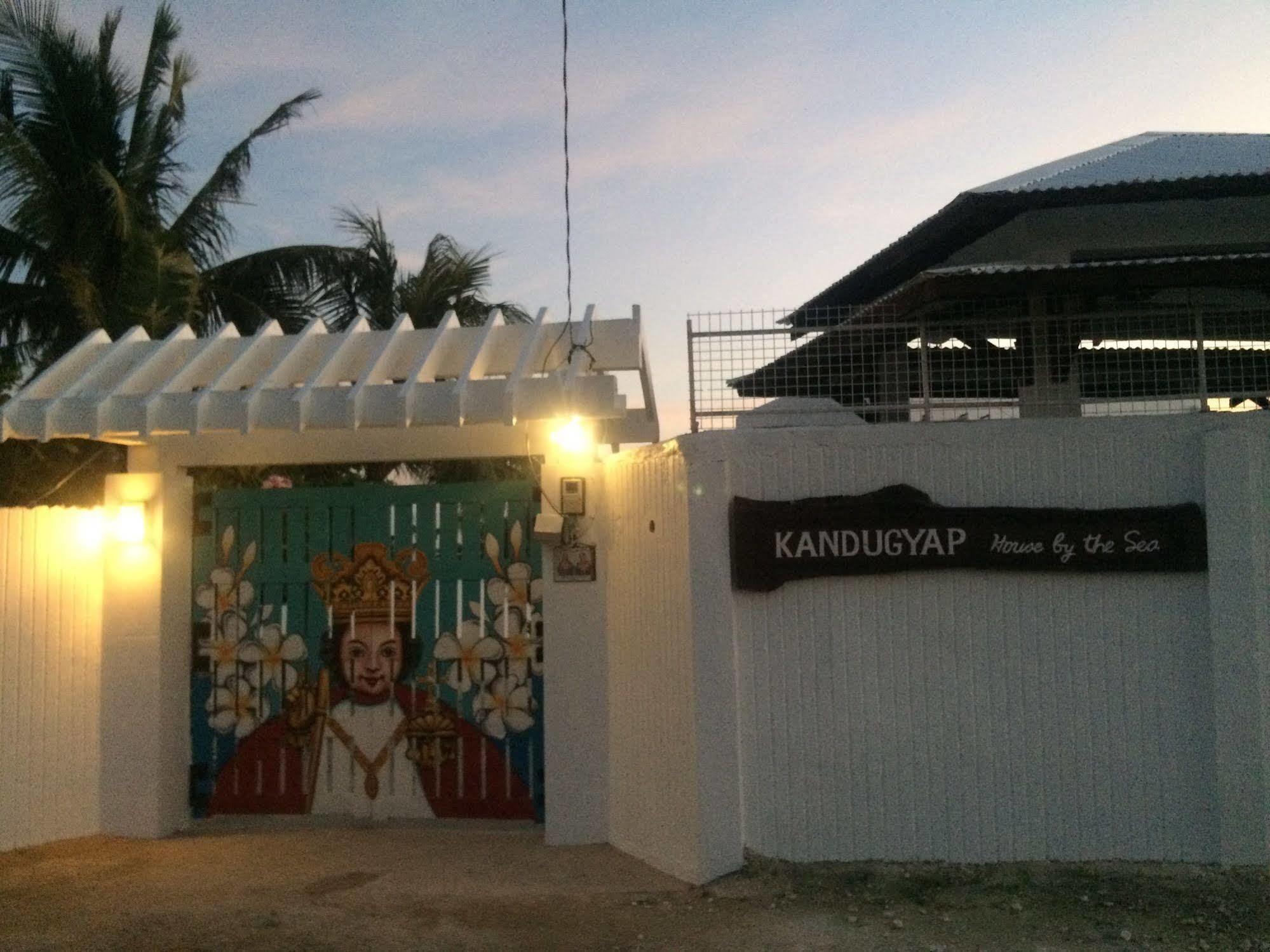 Hotel Kandugyap House By The Sea