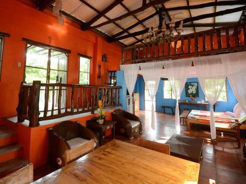 Hotel Kandugyap House By The Sea