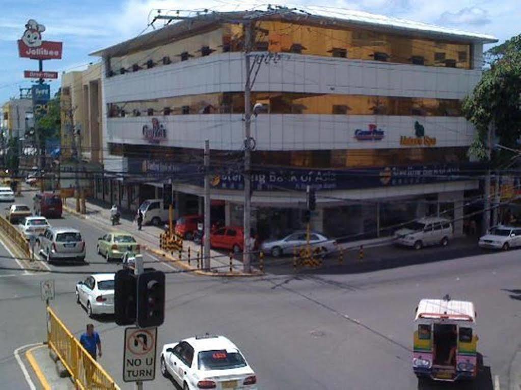 Hotel Gran Prix And Suites 2*