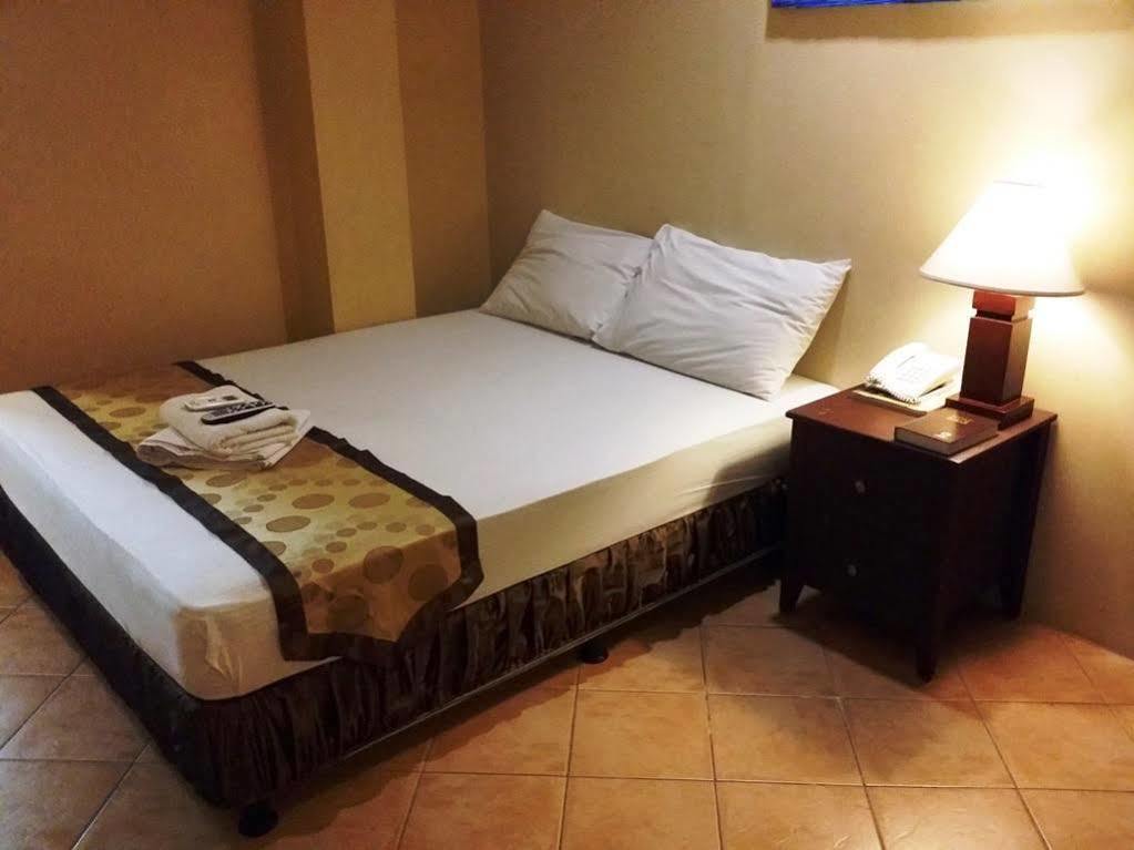 Gran Prix And Suites Hotel Cebu
