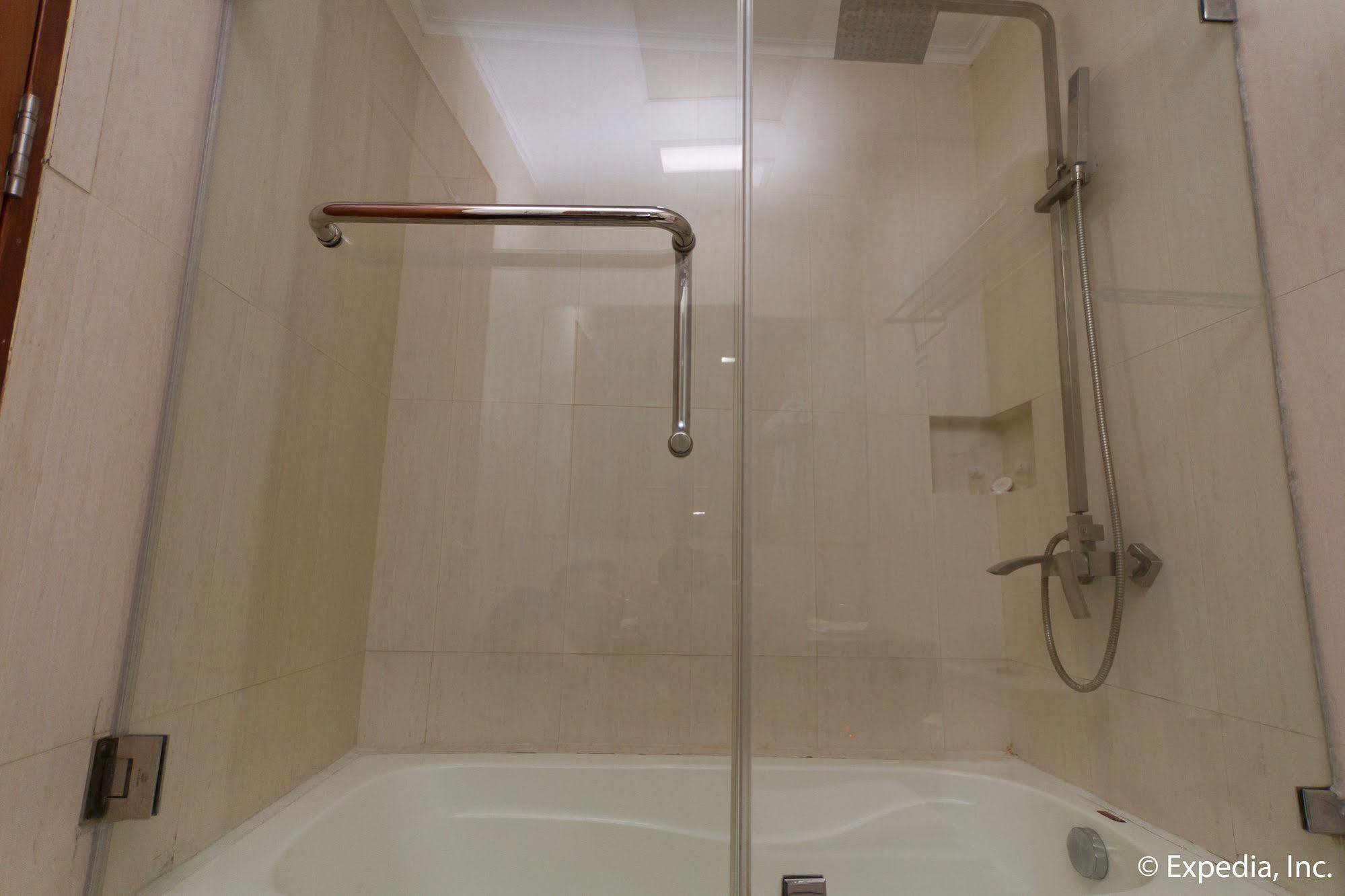 Allure & Hotel Cebu