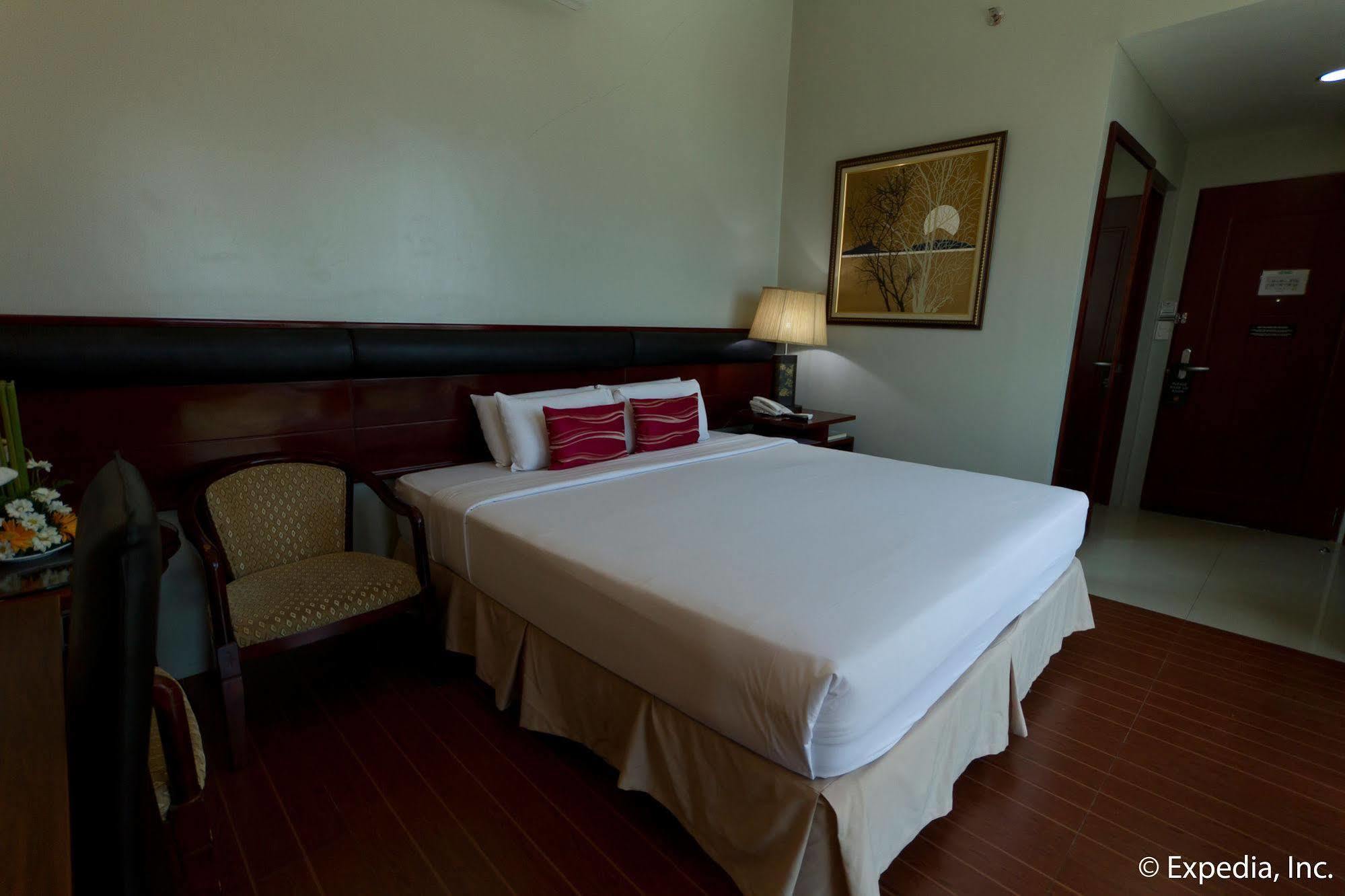 Allure & Hotel Cebu