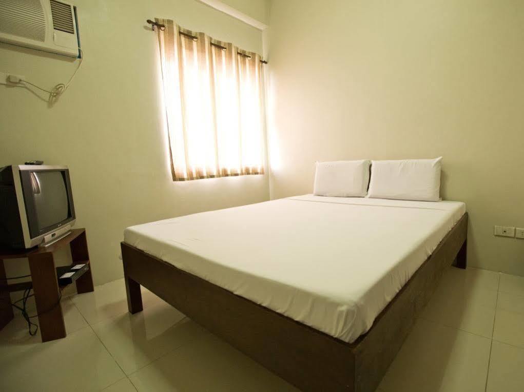 Travelbee Business Hotel 2*