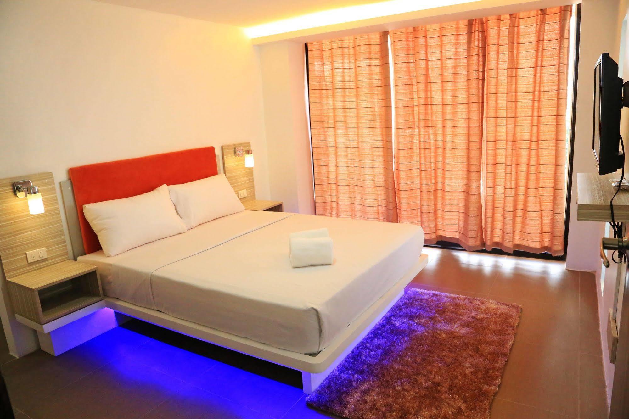 Travelbee Business Cebu