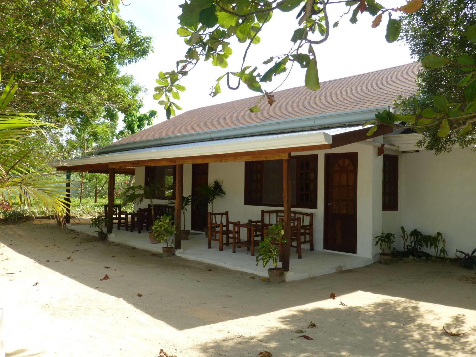 Talima Beach Villas & Dive Hotel