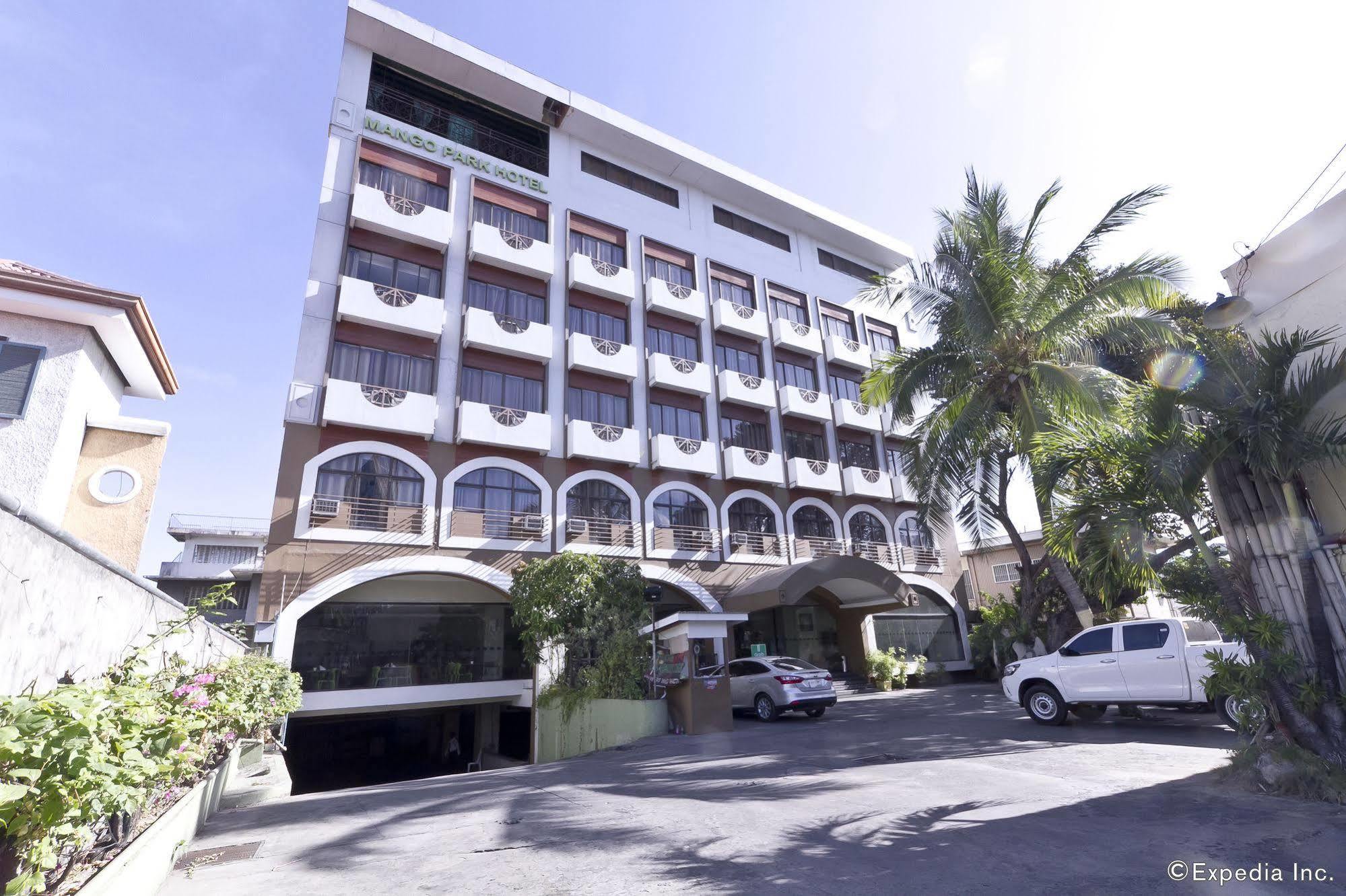 Mango Park Hotel 3*