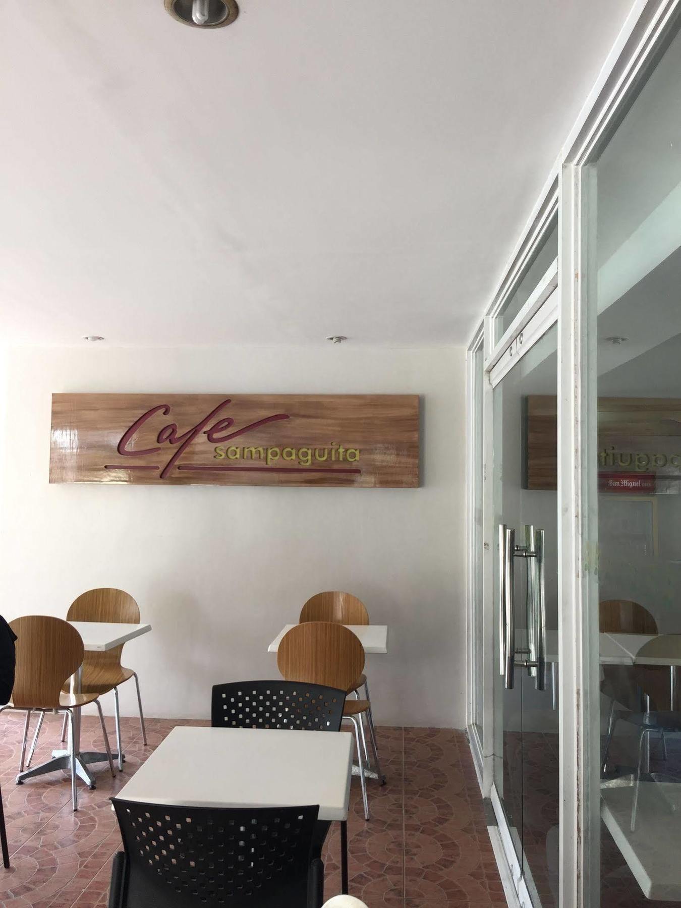 Hotel Sampaguita Plaza Garcia 3*