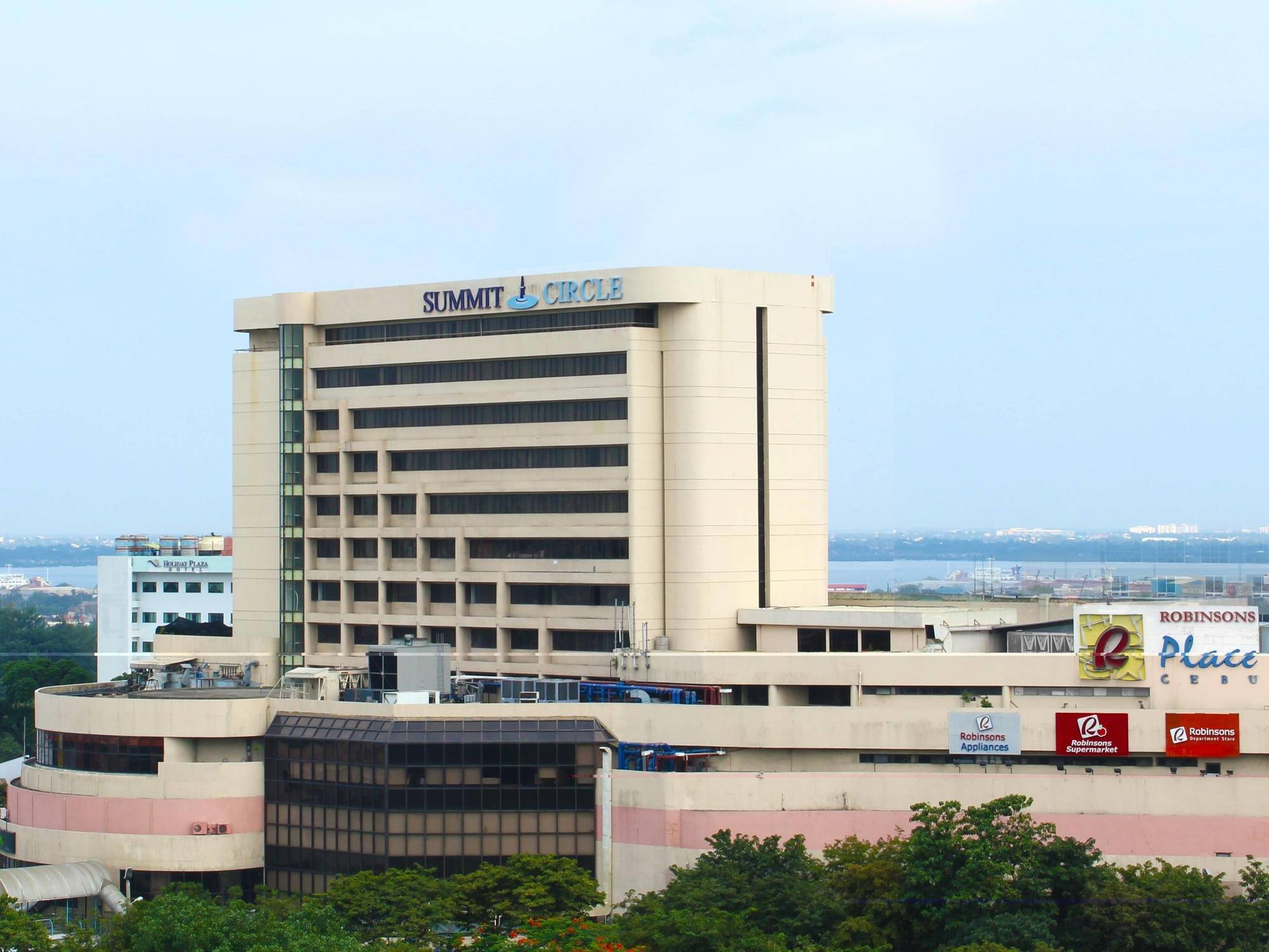 Summit Circle - Quarantine Hotel Cebu