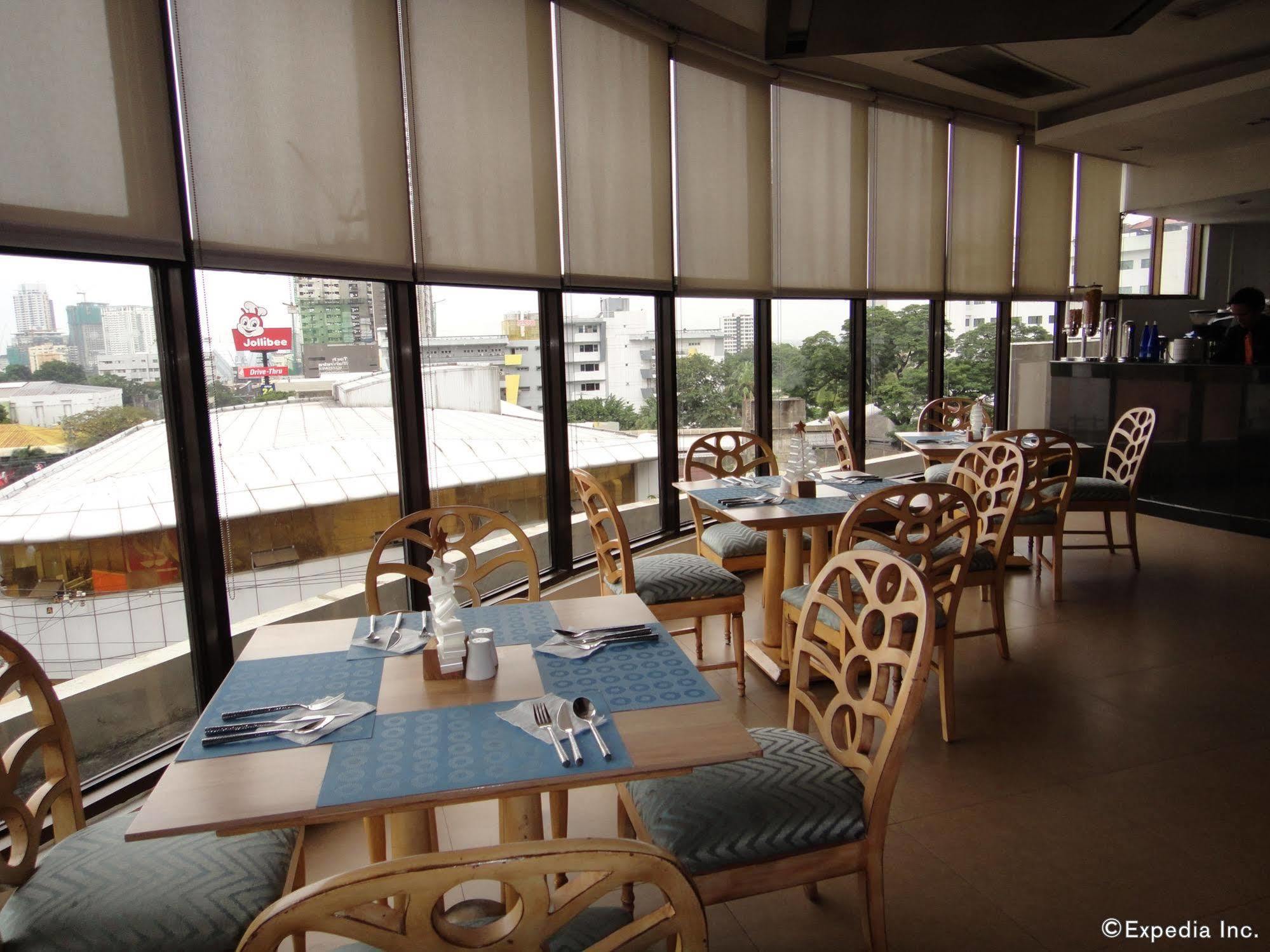 Summit Circle - Quarantine 3* Cebu