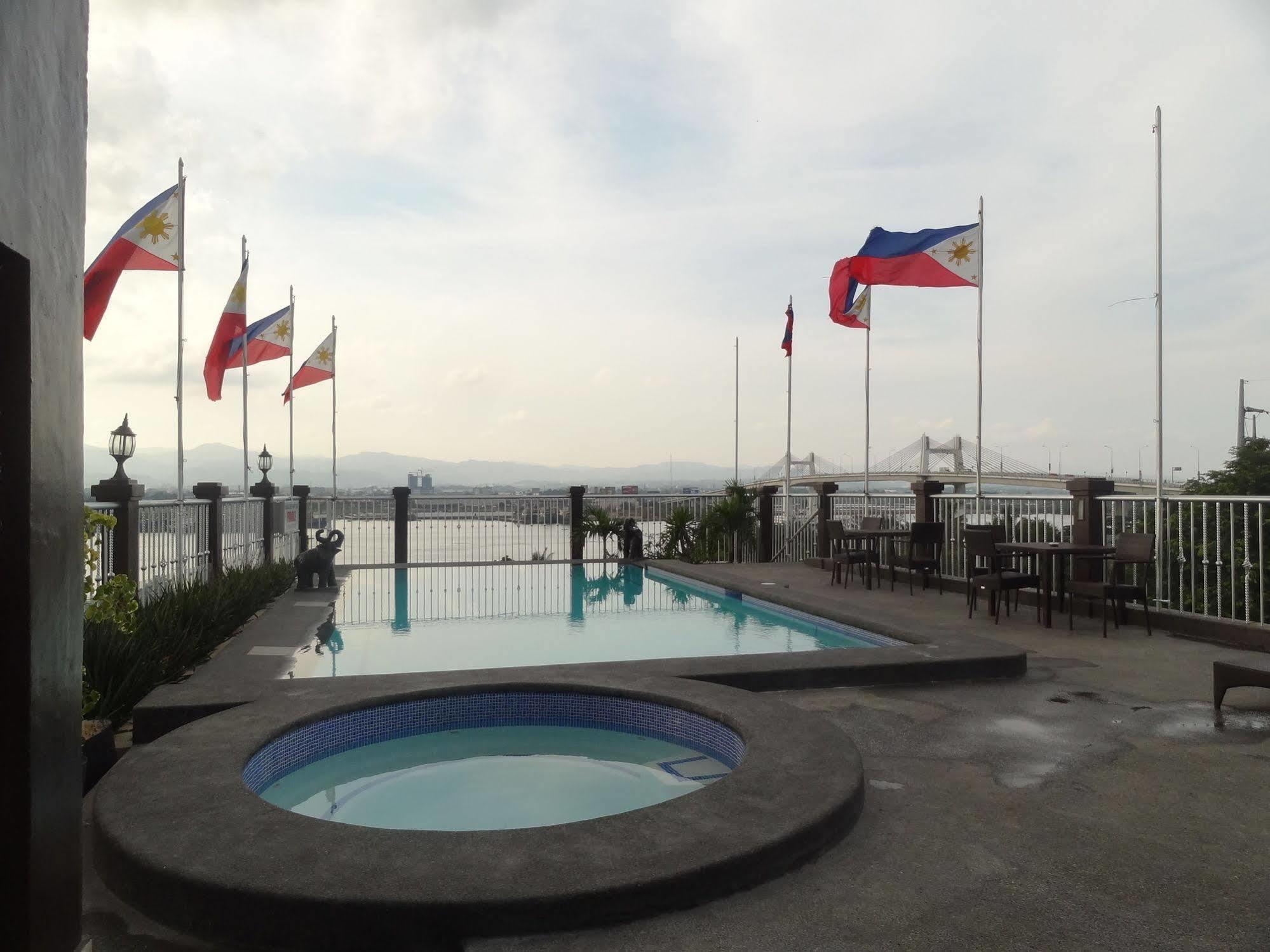 The Bellavista Hotel 3*
