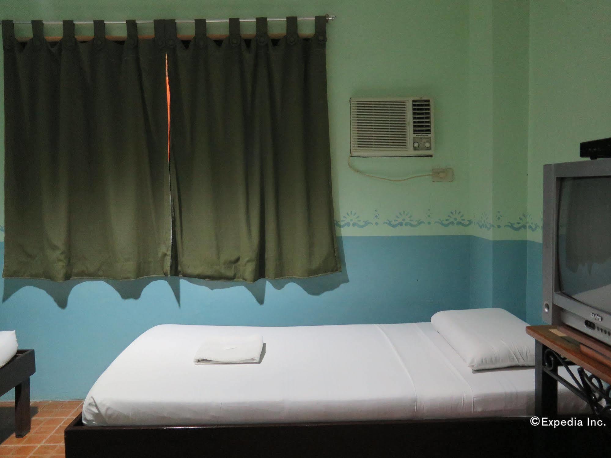 bahay-panuluyan The Mayflower 2*