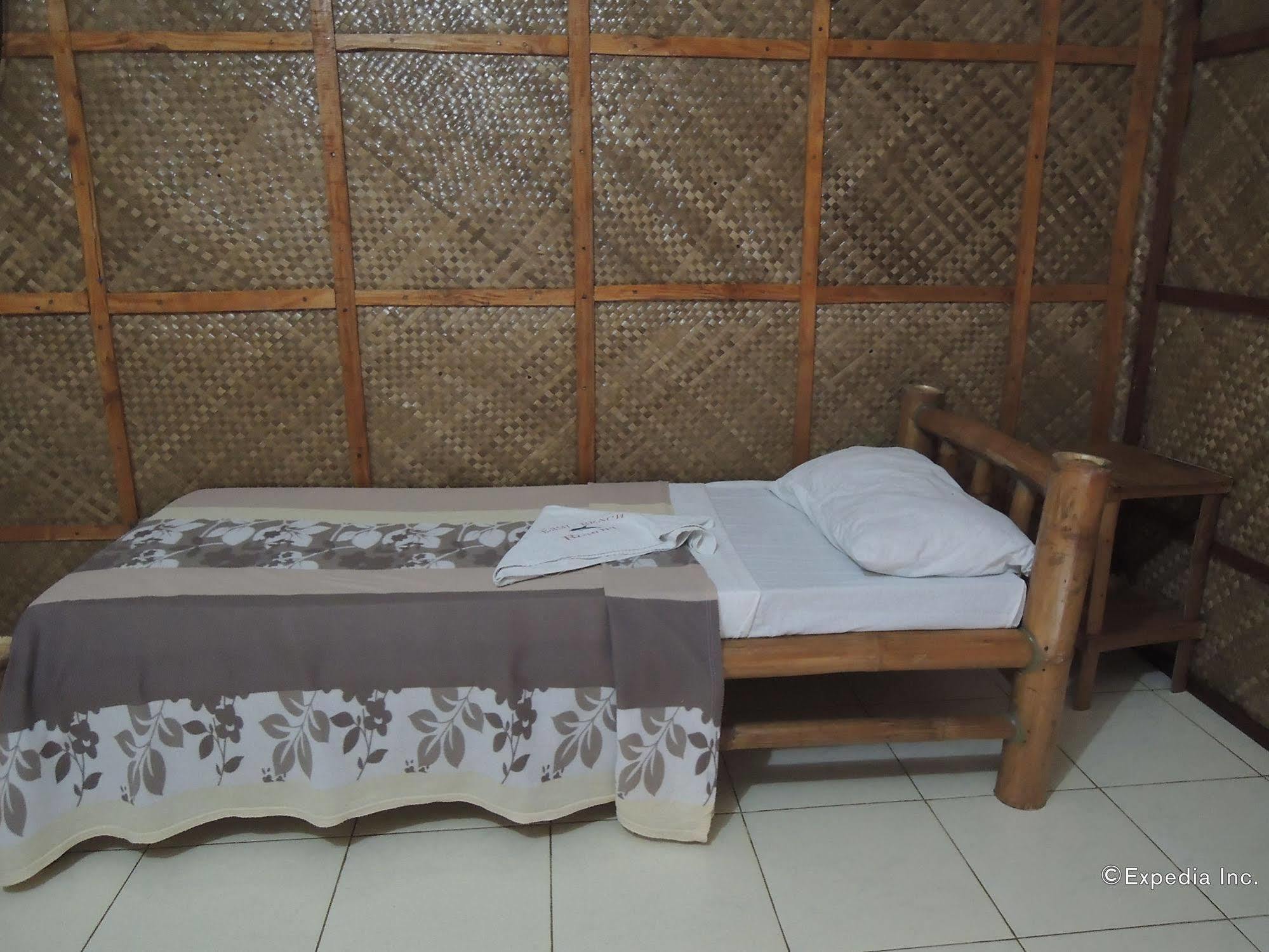 Ermi-beach-resort 3* Oslob