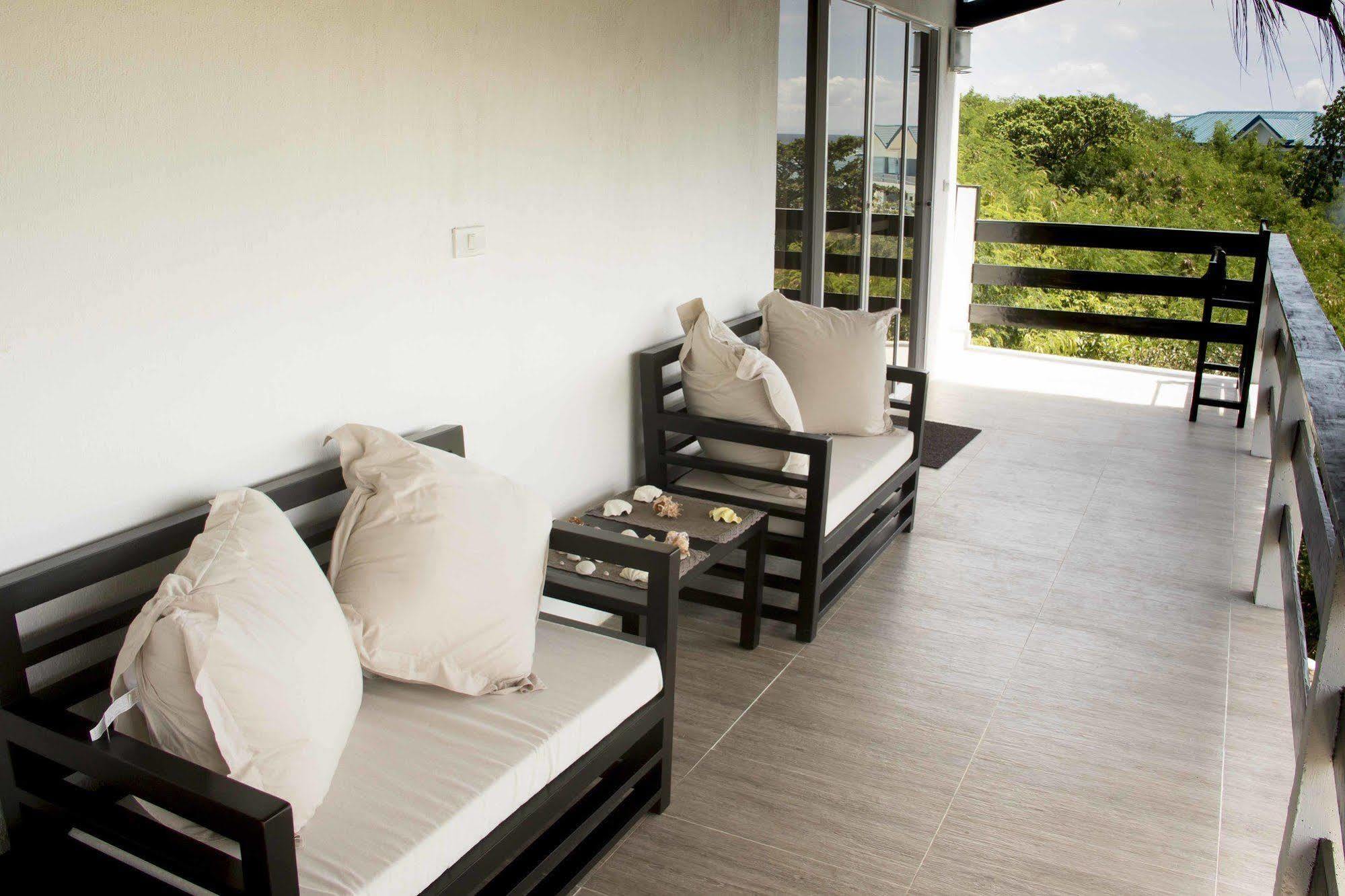 Blanco 3* Logon