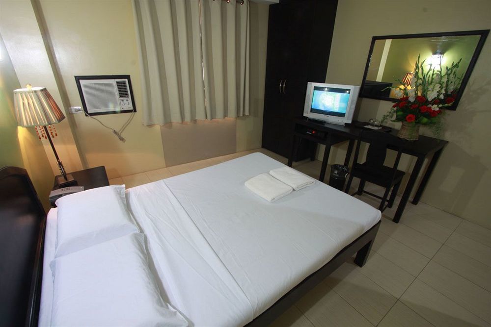 Hotel Sampaguita Plaza Garcia