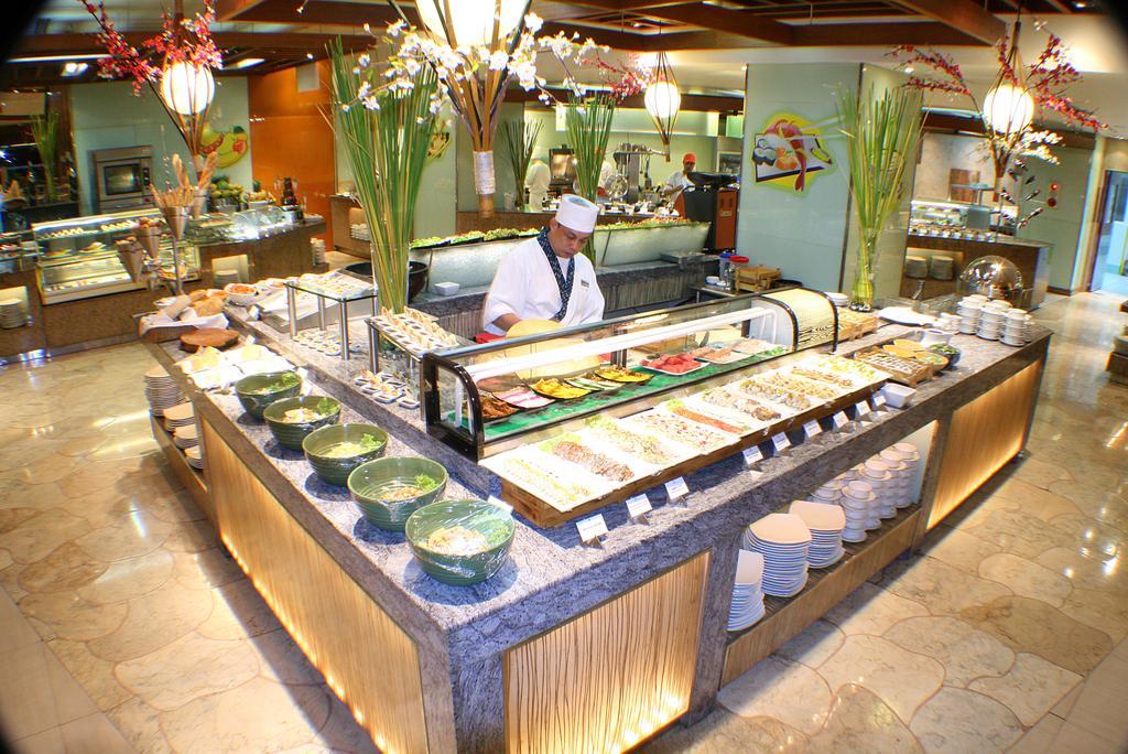 Marco Polo Plaza