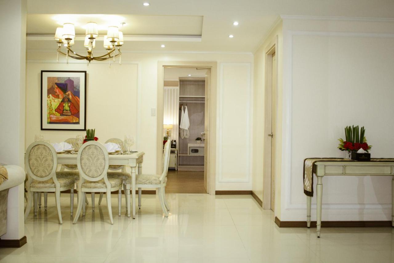 Golden & Hotel