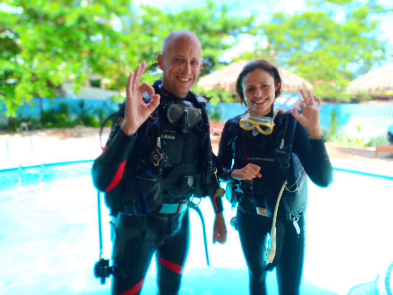 Resort The Shark's Tail Dive Center Daanbantayan