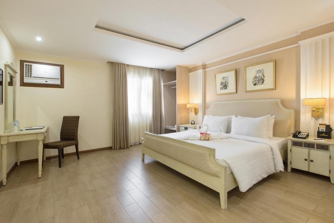 Hotel Golden &
